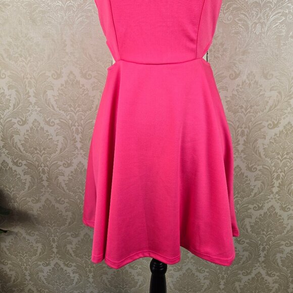 Belongsci Size Small Bright Pink Fit & Flare Dress Sleeveless Cutouts at Waist - Picture 3 of 12